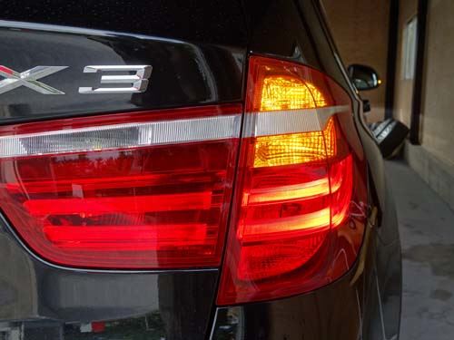 BMW X3(F25) ヘッドライトHID交換&LEDバルブ装着とコーディング施工