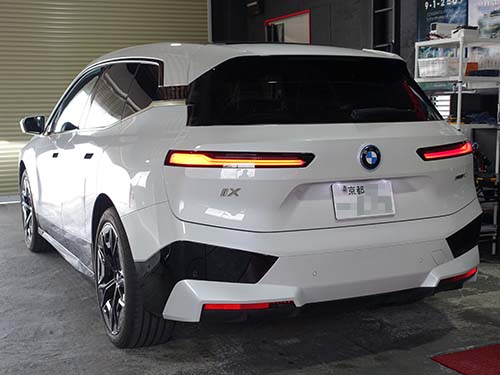 BMW iX ( I20 ) 3Ddesign ( スリーディーデザイン )製カーボンフロントスポイラー装着