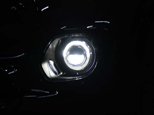 LCI用LEDフォグライトユニットのフォグライト発光