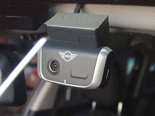 ディーラーオプションのドライブレコーダー ( Advanced Car Eye 2.0 )を取り外し