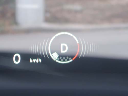 ヘッドアップディスプレイ(HUD)のスポーツ表示にシフトポジション表示有効化