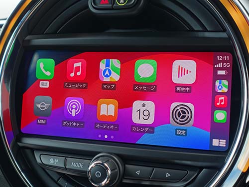 AppleCarPlay ( アップルカープレイ )