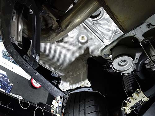 BMW X5 ( G05 ) へTHOR TUNING ( ソアチューニング )製ラウドスピーカー + エコーを取り付け
