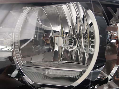 ベロフ製のハロゲンヘッドライト用LEDバルブ プレシャス・レイ ZⅡに交換