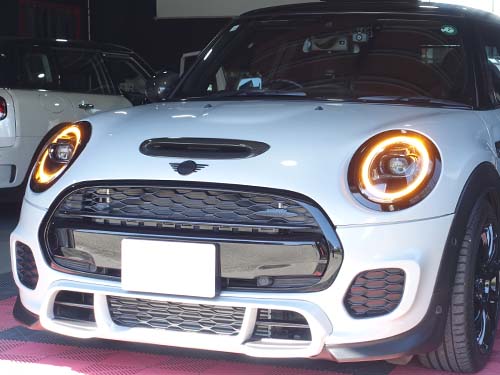 LCI2モデル用インナーブラック仕様アダプティブLEDヘッドライトのウインカー点灯