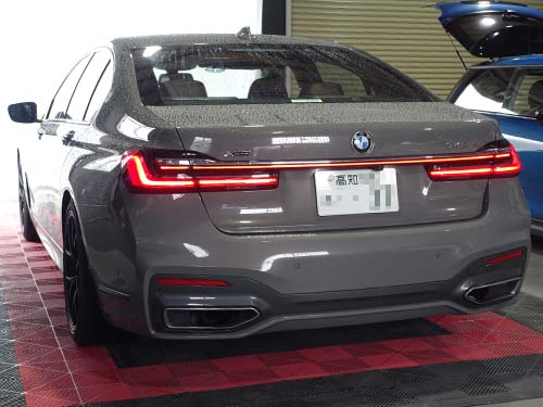 BMW 7シリーズ(G11) LCIモデルのエアサスローダウン