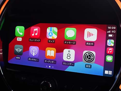 AppleCarPlay ( アップルカープレイ )