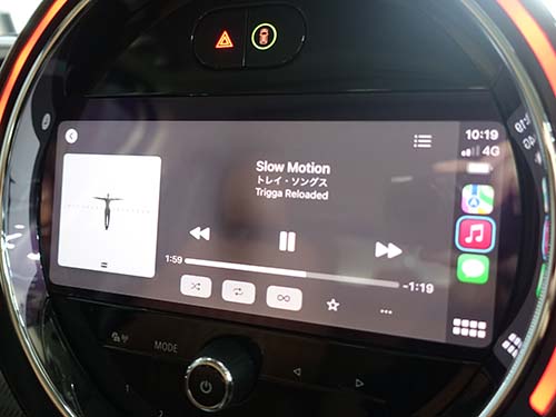 AppleCarPlay ( アップルカープレイ )