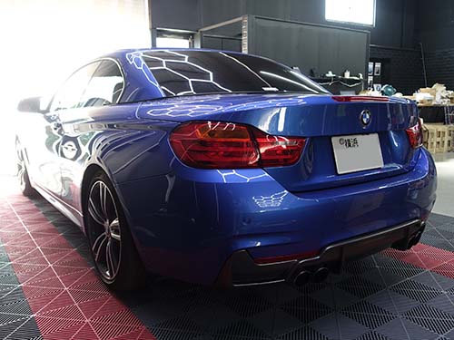 BMW 4シリーズカブリオレ(F33) ナビが起動中のままやDVD再生ができない不具合の修理作業