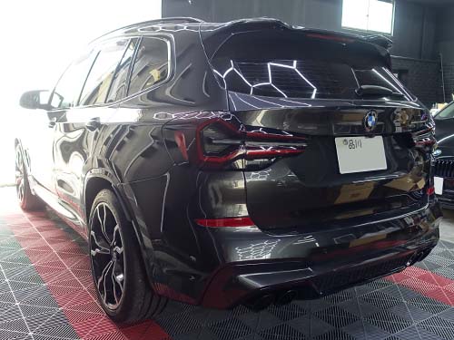 BMW X3M(F97) LCIモデルのテールライトを後付け