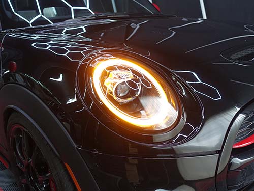 LCIモデル用LEDヘッドライトのウインカー発光