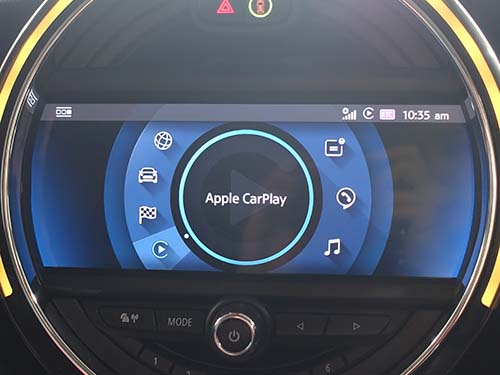 AppleCarPlay ( アップルカープレイ )