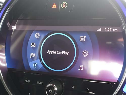 AppleCarPlay ( アップルカープレイ )