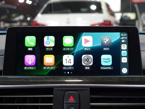 ディスプレイ全体でAppleCarPlay ( アップルカープレイ )が表示