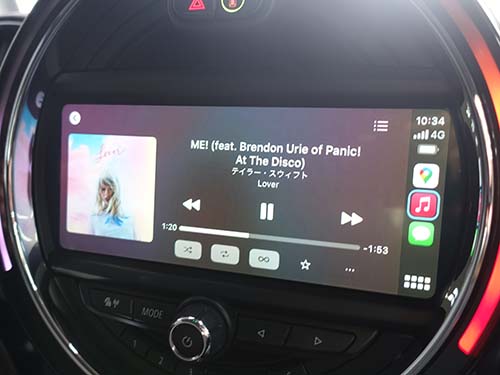 AppleCarPlay ( アップルカープレイ )