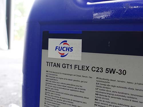 FUCHS製エンジンオイル 【 TITAN GT1 FLEX C23 5W-30 】