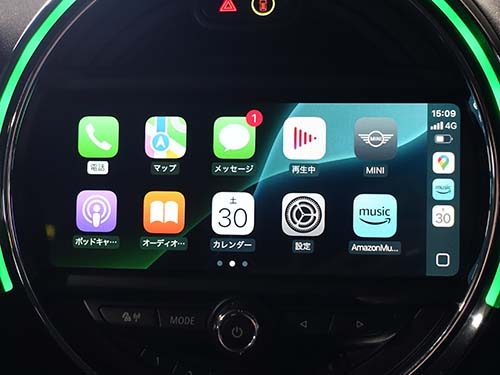 AppleCarPlay ( アップルカープレイ )