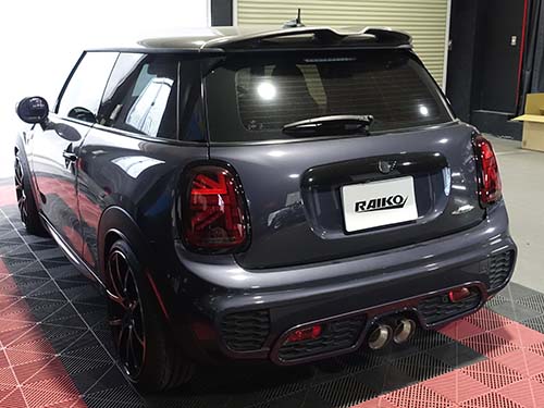 MINI JCW(F56) 3Dデザイン製カーボンリップスポイラー&USサイドマーカー全面発光のフェンダー交換でドレスアップ