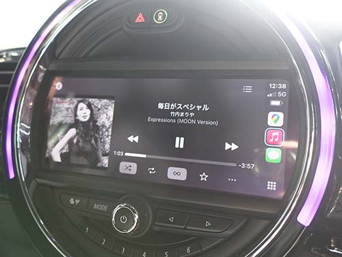 AppleCarPlay ( アップルカープレイ )