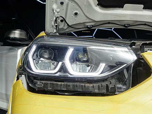 BMW純正の新品LEDモジュールをヘッドライトへ取り付けて点灯チェック