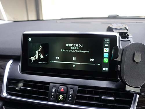 フルスクリーン表示の純正AppleCarPlay ( アップルカープレイ )