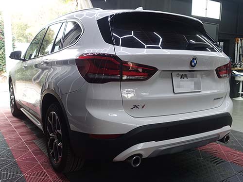 【BMW X1 (F48) LCI】LEDヘッドライト外側リングの光量低下を修理！ヘッドライト交換不要のリペア作業