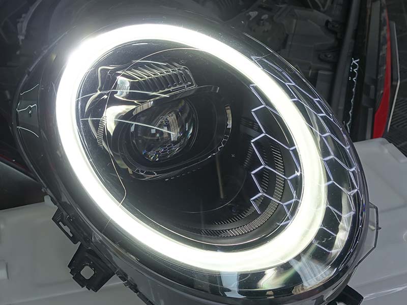 【中古品】MINI用LCIモデル純正インナーブラック仕様LEDヘッドライト 【A0041】