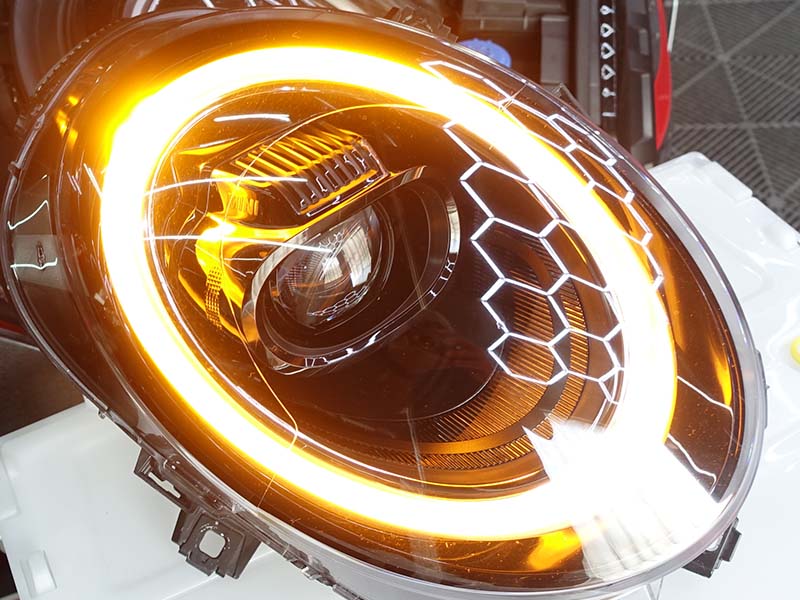 【中古品】MINI用LCIモデル純正インナーブラック仕様LEDヘッドライト 【A0041】