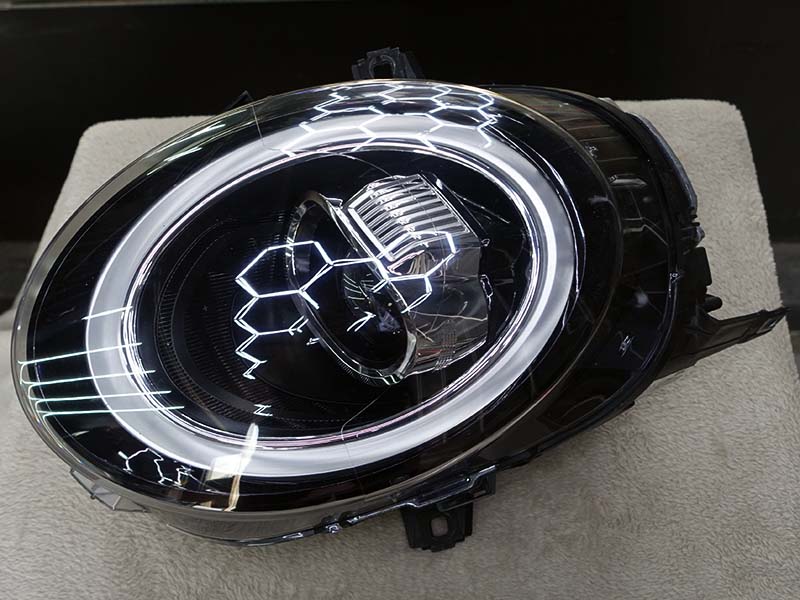 中古品】MINI用LCIモデル純正LEDヘッドライト 【A0042】
