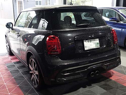 MINI F56 LCI2 コーディングで機能拡張!デイライトやミラー格納など4項目施工