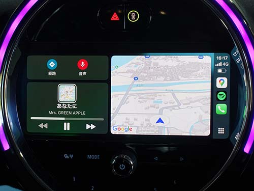 フルスクリーン表示のApple CarPlay
