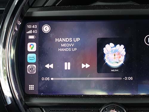 AppleCarPlayで地図アプリや音楽アプリが楽しめます