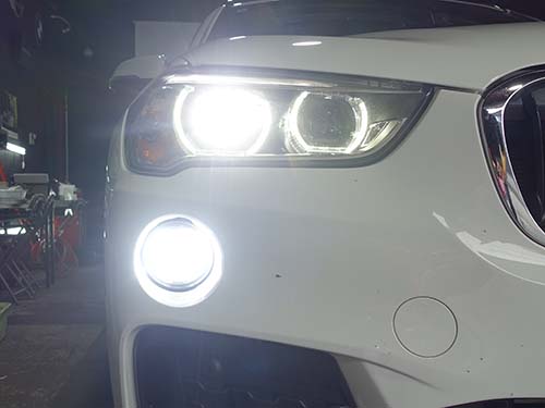 LEDフォグ装着後の点灯画像