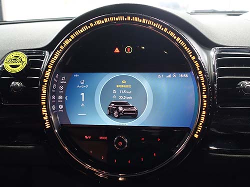 LCI2風四角模様ディスプレイリング装着後