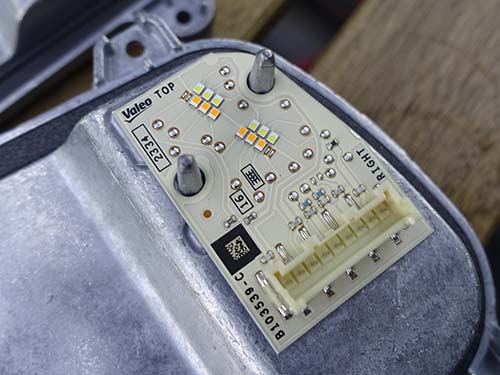 新品のミニ純正LEDモジュール
