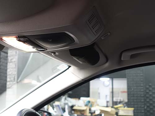 BMW・MINI専用設計のフィッティング