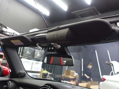 BMW・MINI専用設計のフィッティング