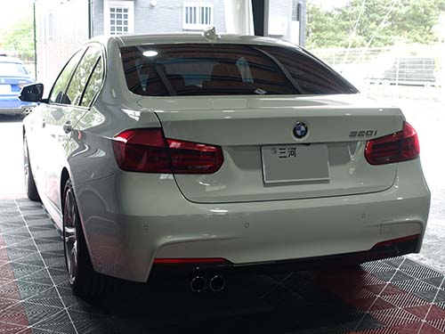 BMW F30にベロフ超撥水ワイパー装着&17項目コーディング施工!快適な梅雨対策カスタム
