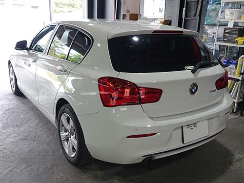 【BMW F20】クラックで見づらくなったモニターを純正中古品で交換修理!