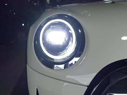 LCI用LEDヘッドライト有効化