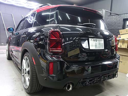 MINI JCW(F60)にFOCALスピーカーとDSP装着でクリアなサウンドへ