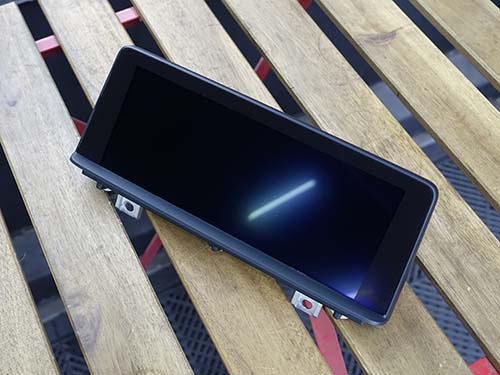 交換用の中古純正モニター