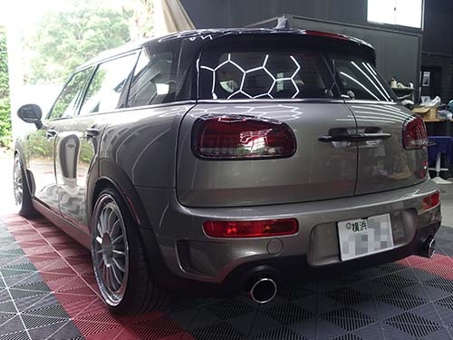 MINIクラブマンをUSA仕様にカスタム!USサイドマーカー付フェンダー取付