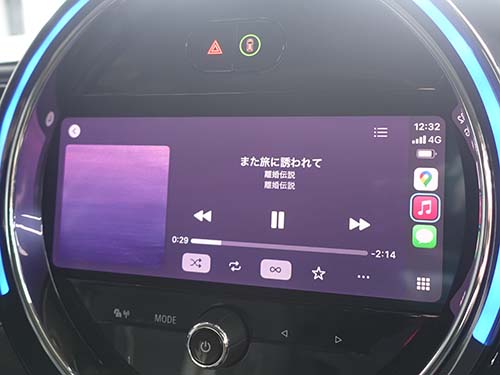 フルスクリーンApple CarPlay表示のナビ画面