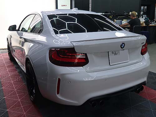 Apple CarPlayをBMW M2（F87）で大画面フル表示に！快適タッチ操作を実現