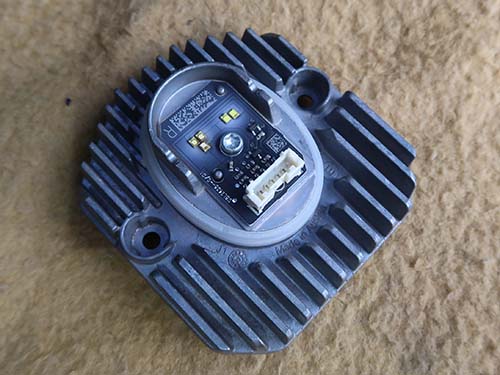 LEDモジュールのチップLEDが焼けて変色