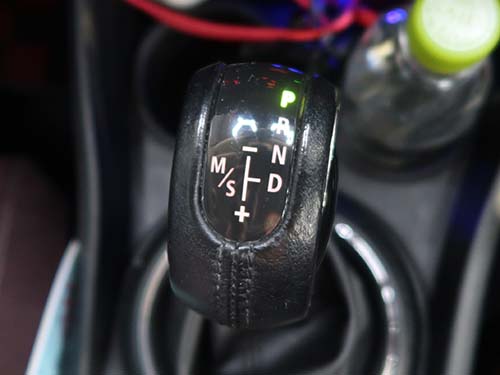 Pレンジで正しく認識されるかを実車にて動作確認
