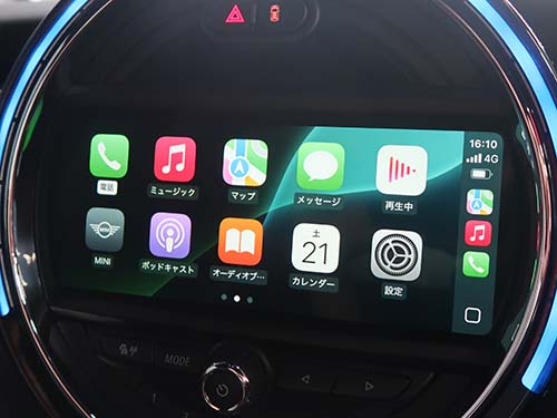 Apple CarPlayフルスクリーン表示