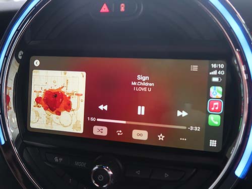 Apple CarPlayフルスクリーン表示