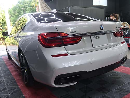 BMW 7シリーズ(G11)にDIXCEL製ブレーキ交換！低ダストで快適ドライブ
